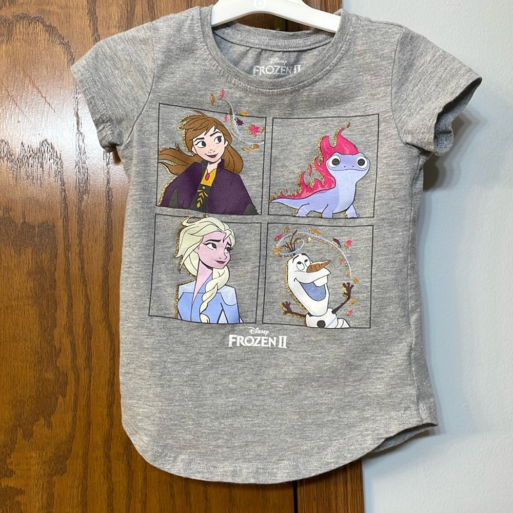 DISNEY FROZEN UGC Girls Size 6 graphic character shirt Short Sleeve Elsa Anna